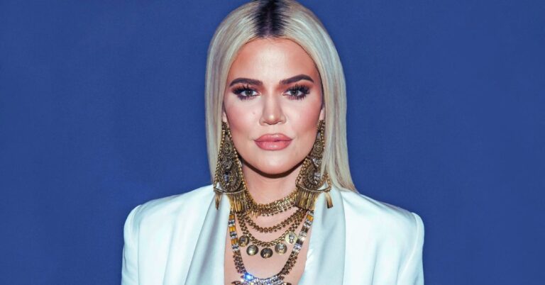 Khloe Kardashian's Necklace: A Personalized Tribute to Family Bonds